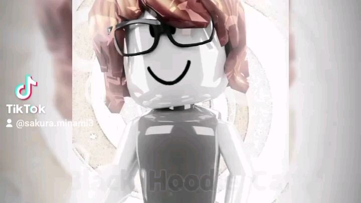 roblox who is your fav YouTuber that plays roblox me rb