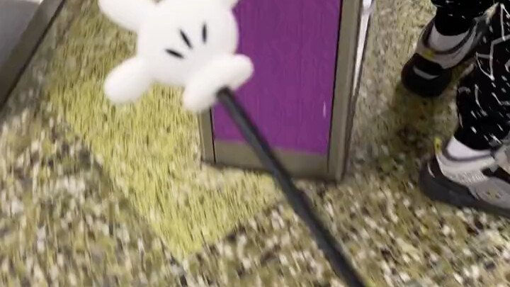 A must-have for taking the subway! 6.9 Mickey Mouse