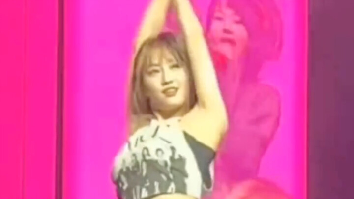 ไม่ผิดเลยจริงๆ โมจัง เพียงแค่ไม่กี่วินาทีก็ทำให้ฉันหลงใหลจนลืมตัว