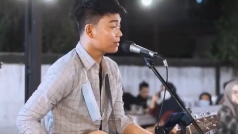 Haruskah aku mati (cover) tri suaka