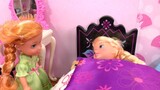 Little Elsa is sick ! Elsa and Anna at the Doctor - Barbie - cough - checkup - sore throat