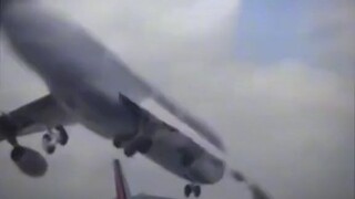 Pesawat...Pesawat...