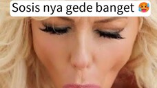 Mari sedot sosis bersama ku 😜