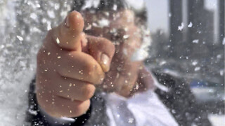 วันนี้ก็เป็นอีกวันที่แดดจ้าสดใส...