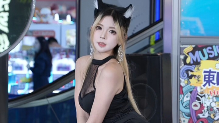 【เหมือนแมว】ฉันค่อยๆ ก้าวเดินเข้าหาเธออย่างอ่อนโยนทีละก้าว