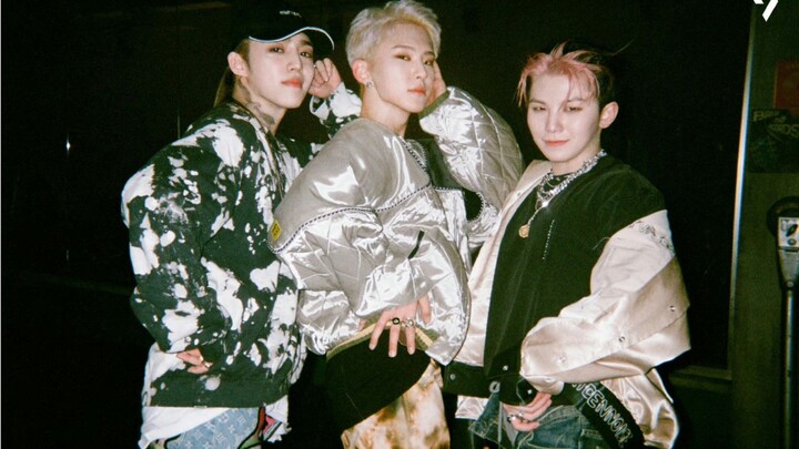 شاهدت لصديقي الثرثار فيديو كليب Cheers لقائد الفريق الثالث في SVT: 999 لأن الرقم 6 انقلب.