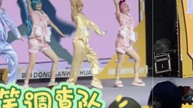 [pjsk/ws] How cool is climbing a platform in pajamas? Five super cute little noses, everyone's happy