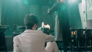 AWAL NYA DI REMEHKAN, TAPI KETIKA DIA BUKA IDENTITAS ASLINYA, LAWANNYA CIUT 😱☠️