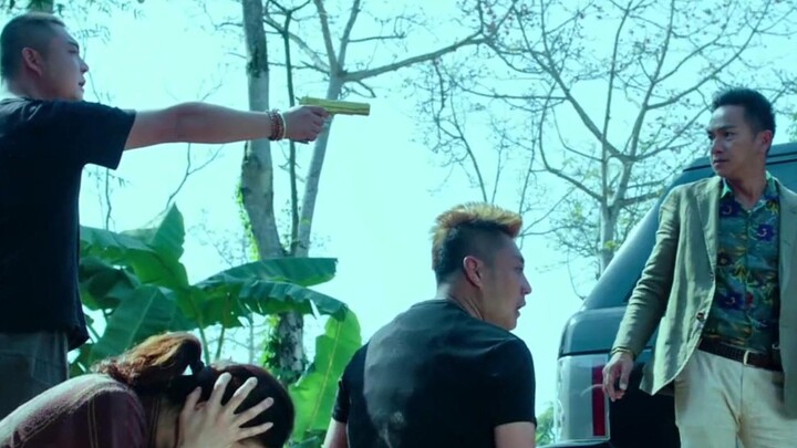 أولئك الذين يثقون بي أكثر من أي شخص آخر يريدون قتلي… فما معنى أنني ما زلت على قيد الحياة؟