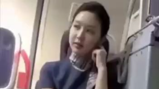 Mabuti bang flight attendant iyan?