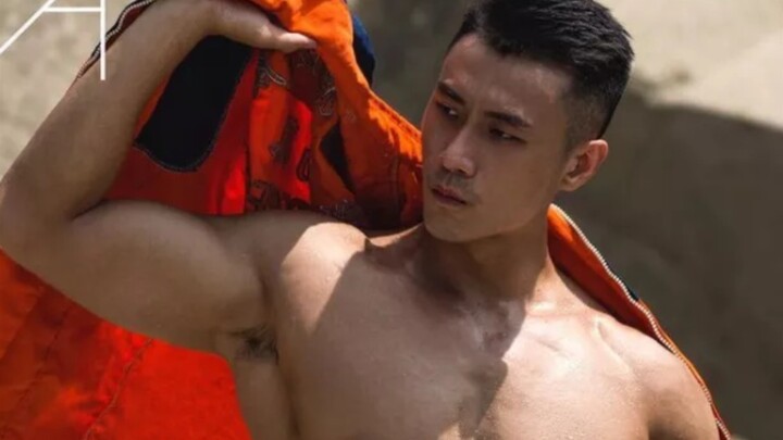[Thời trang] Nam thần cơ bắp mới nổi! Anh lính cứu hỏa siêu đẹp trai