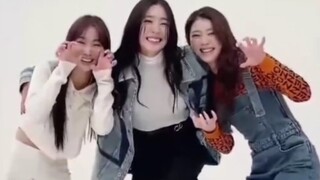 Tiffany x 沈小婷 x 徐永恩《Kep1er - WA DA DA》舞蹈视频公开！