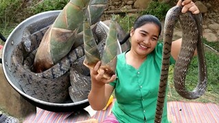 Cooking soup Big snake with Bamboo shoot recipe & Cooking life