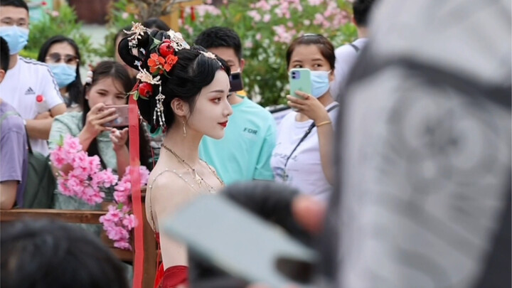 Let’s take a look at the highlights from a passerby’s perspective~