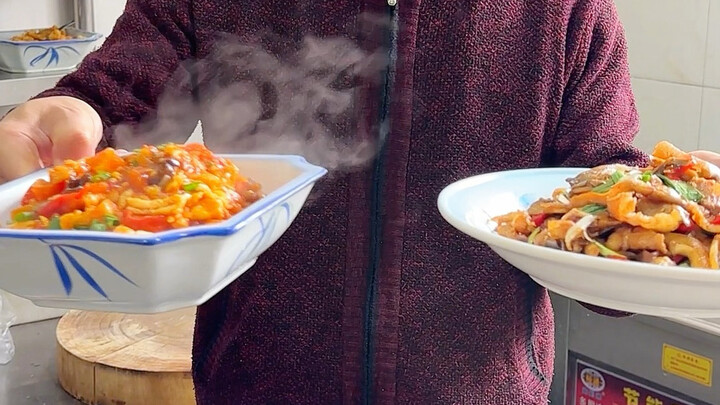 Video tutorial lengkap untuk pemula: tumis daging dengan jamur dan telur dadar tomat