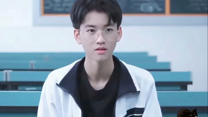 มิตรภาพของสี่หนุ่มเริ่มต้นขึ้นแล้ว