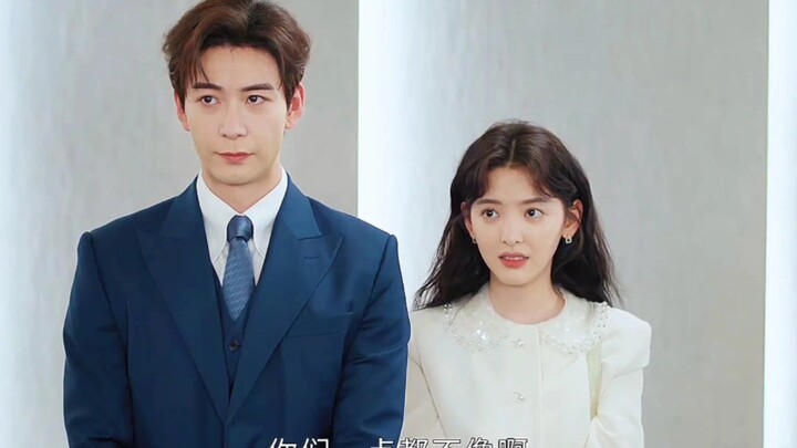 Orang tua dari kedua belah pihak bertemu, musuh jadi mertua—benar-benar takdir yang ajaib!