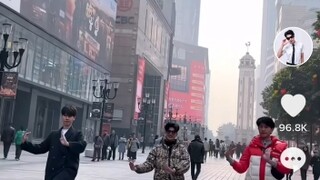 tiktok来到重庆的泰国人be like: