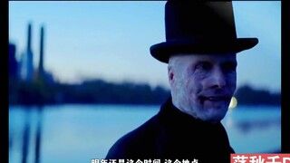 他等待万圣节扮鬼，只为了做一天普通人