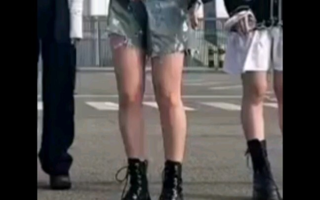 【金智羽Jiwoo】"DASH"第一个challenge！好…好长一条腿