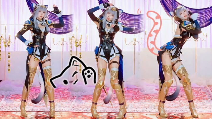 I don’t know—cats have such a sleek, graceful figure ♥️