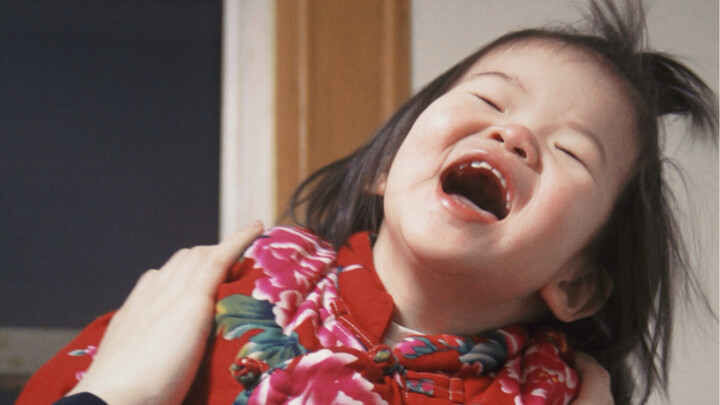 Aku juga punya baju kotak-kotak besar ala Li Meiyue dari Tiongkok Timur Laut nih!