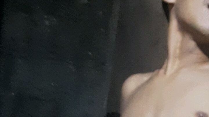 yong pamangkin mong palabiro.