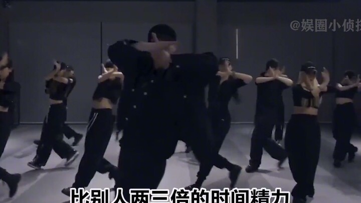 “根正苗红”张艺兴：一张照片暴露真实身份，纳税千万为国付出