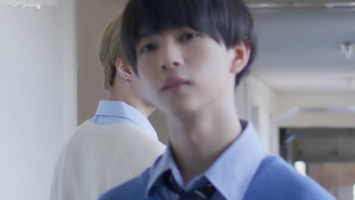 Akting terbaik adalah melewatimu dengan tenang