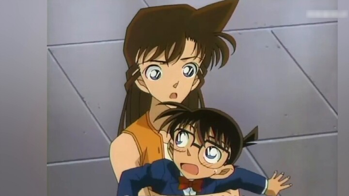 [Detektif Conan] "Wingman" Hattori mengumumkan dengan lantang bahwa Xinlan telah berciuman?!♥Masalah