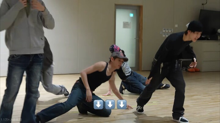 ไม่คิดเลยว่าท่อนมัสตาร์ดจะเต้นท่าเดจาวูที่ฉันคิดเองจะยากขนาดนี้ บูมเมอแรงมาแล้ว ฮ่าๆๆ