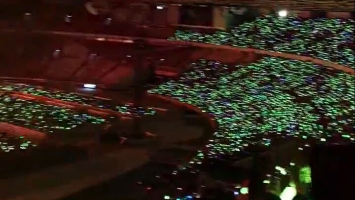 Kinh ngạc! 【SMTOWN】 đã đổi thành 【NCT NATION】, cả khán phòng ngập tràn những chiếc búa xanh