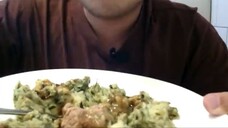 ASMR EATING SOUNDS - HOLLANDSE STAMPPOT AND GIANT MEATBALL