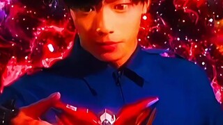 "Counting the three Ultramen who used Ultra Glasses to transform, the second one is too strong"