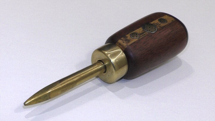 Amir Uzan - 28. Wooden magnetic ice pick