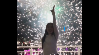 烟花最配合的一次！！完美结尾的ONE SPARK🎆