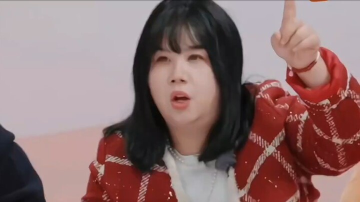 Who doesn't want a gentle and handsome uncle like Yu Chengen? After being taken care of once, you on