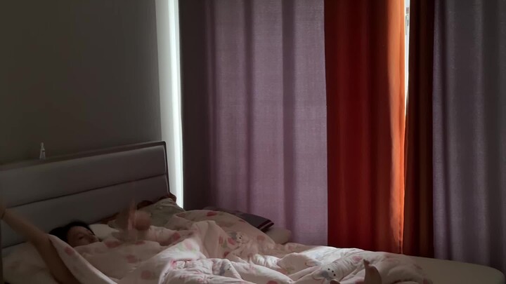 Chào mừng quý vị đến với buổi sáng của nữ sát thủ!