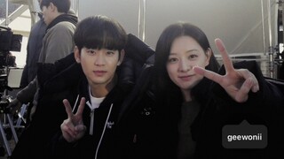 【Kim Soo Hyun ins0416】Chính thức thông báo! Đã có thông báo chính thức! Chắc hẳn đó là một chủ đề nó