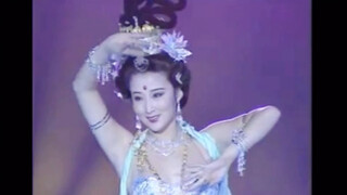 Long silk dance cut