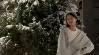 终于轮到我初雪Cha啦！！雪真的好大呀
