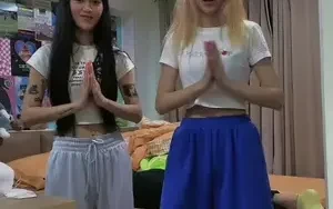 เลื่อนไปเม้นไหนก็มีแต่คำว่า แปก แป๊ก😂😂