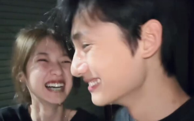 不是聪明的女友，谈不起，而是憨的，更有性价比