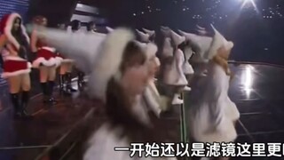 【女娃】用放大镜看圣诞舞台你就会发现(*ﾟﾛﾟ)!!