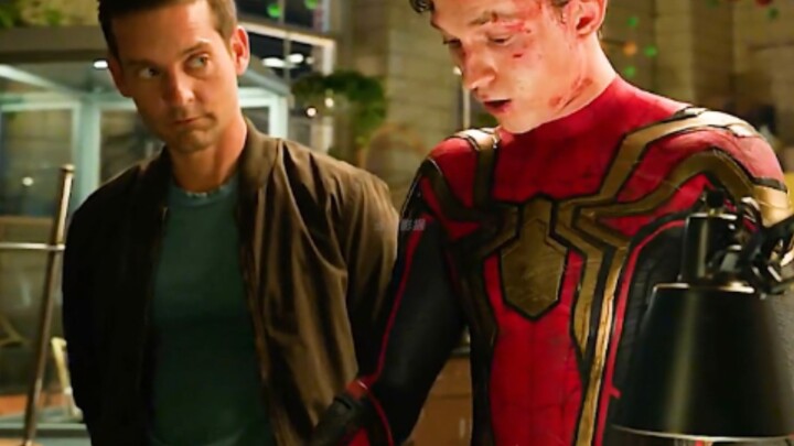 Tiny details in Marvel that are hard to spot even under a magnifying glass!!!