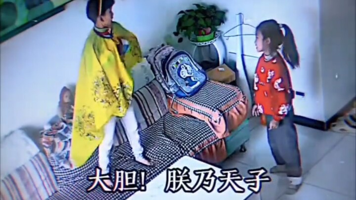 Hanya dalam beberapa puluh detik, kita menyaksikan kebangkitan dan kejatuhan sebuah dinasti