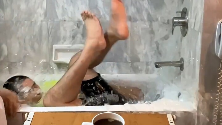 Sagawa Datang untuk Menghidupkan Suasana!