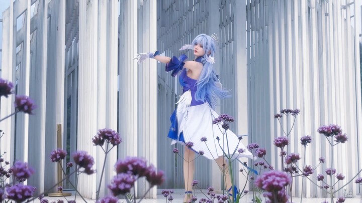 Burung dilahirkan dengan belenggu panjang [cosplay Robin]