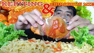 Makan kepiting dan 3 bungkus mie goreng ! yang berani coba makan kepiting awas gigi patah