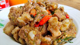 ซี่โครงอ่อนผัดกะปิ รสชาติอร่อยนัว หอมกลิ่นกะปิแท้ สไตล์ | ครัวบ้านๆ Channel